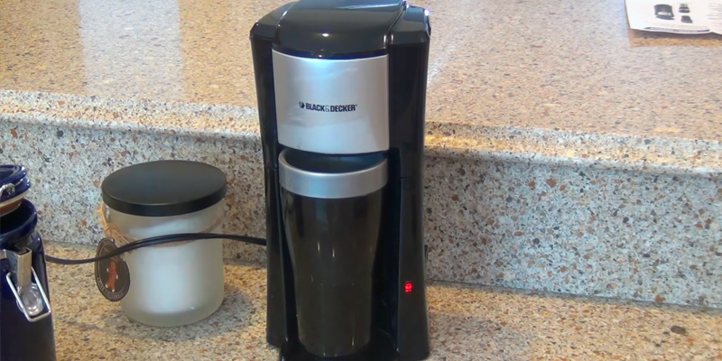 Review of BLACK + DECKER CM618 Single Serve Coffeemaker