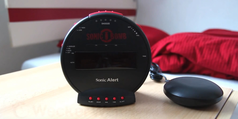 Review of Sonic Alert SBB500SS Alarm Clock with Bed Shaker