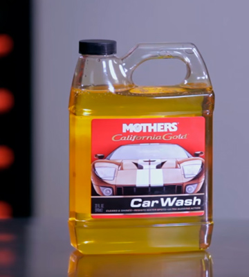Review of Mothers 05664 California Gold Car Wash