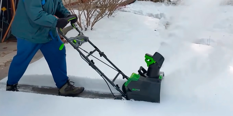 Review of GreenWorks Cordless Snow Thrower PRO 20-Inch 80V
