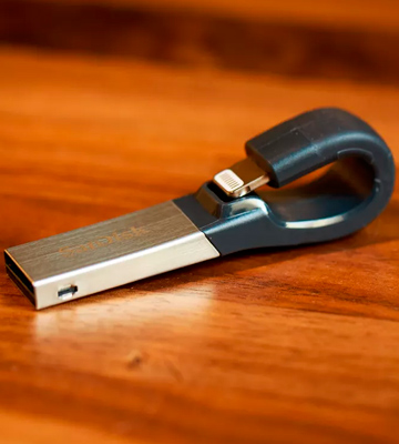 Review of SanDisk Flash Drive for iPhone and iPad