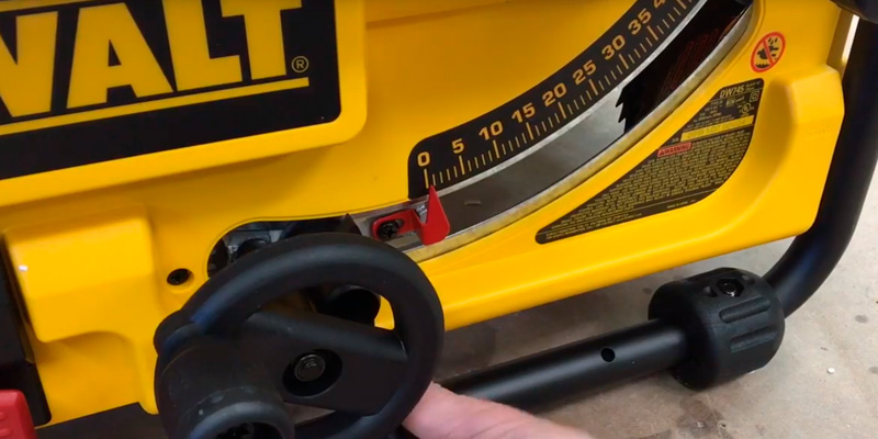 Detailed review of DEWALT DW745 Compact Job-Site Table Saw