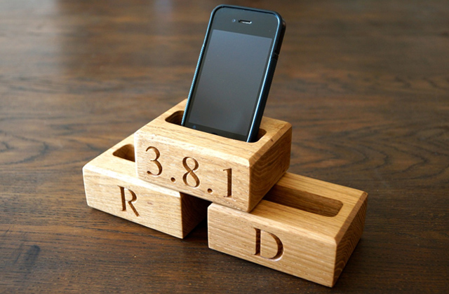 Best Phone Stands to Organize Your Working Space  