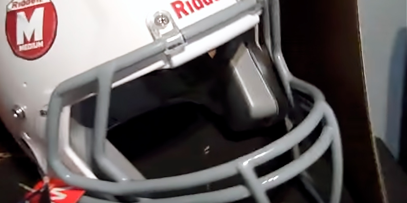 Review of Riddell Youth Revo Edge Football Helmet