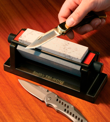 Review of Smith's TRI-6 Sharpening Stones System