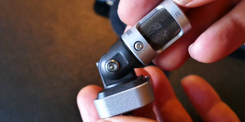 Review of Shure MV88 Portable iOS Stereo Condenser Mic for Vloggers