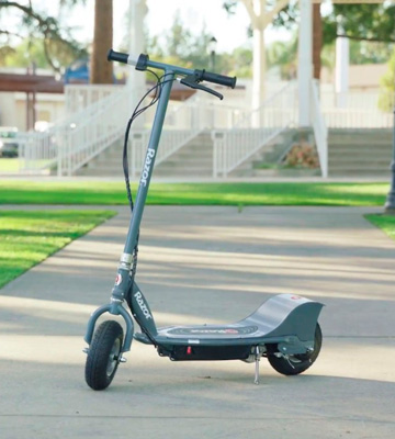 Review of Razor E300 Electric Scooter