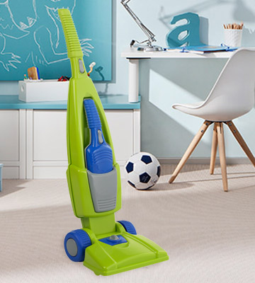 Review of American Plastic Toys 20030 Vacuum Cleaner