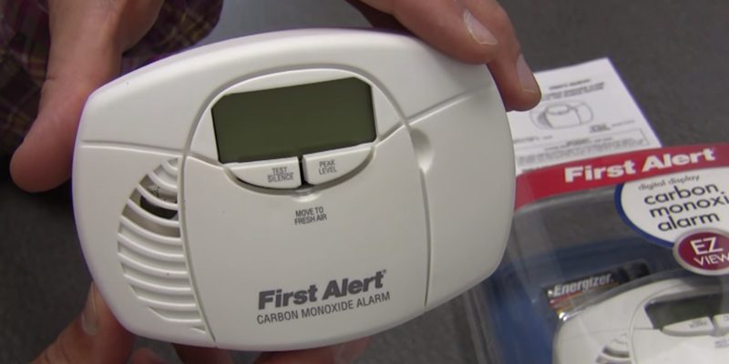 Review of First Alert CO410 Battery Operated Carbon Monoxide Detector Alarm