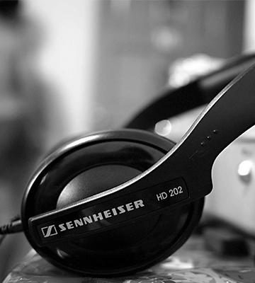 Review of Sennheiser HD 202 II Professional