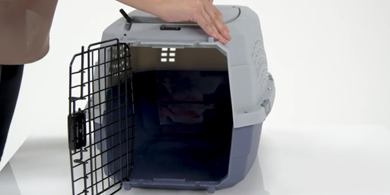 Review of AmazonBasics 6009-M Two-Door Top-Load Pet Kennel