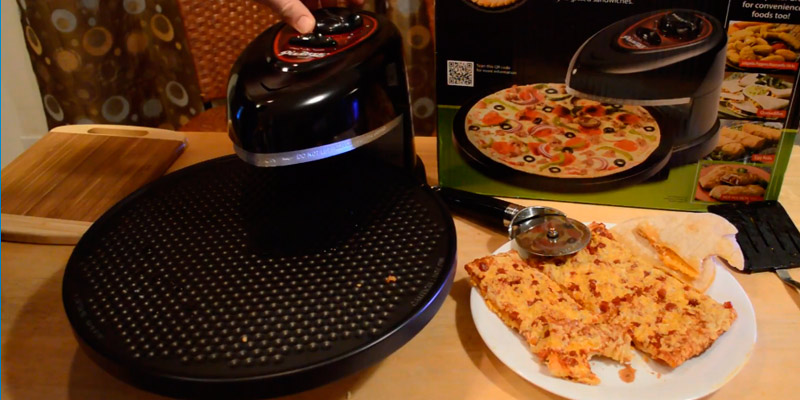 Review of Presto 03430 Pizzazz Plus Rotating Oven