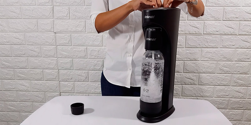 Detailed review of DrinkMate 410-02-00 Sparkling Water and Beverage Carbonator