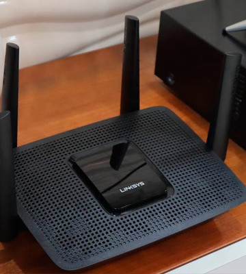 Review of Linksys EA8300 MU-MIMO Tri-band Wireless Router