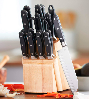 Review of AmazonBasics Premium 18-Piece Kitchen Knife Block Set