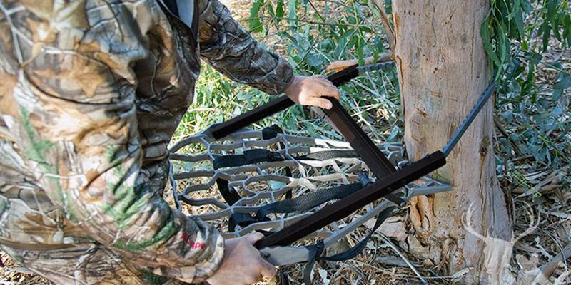 Review of Lone Wolf Treestands Combo II Climbing Treestand