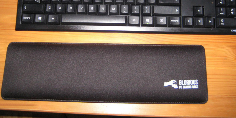 Review of Glorious PC Gaming Wrist Pad