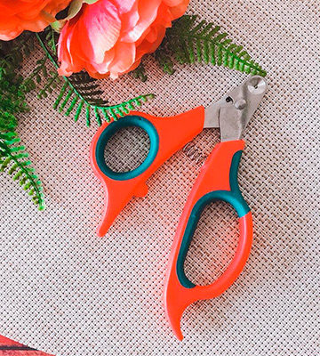 Review of Zen Clipper Avoid Painful Overcutting Unique Blade Pet Nail Clippers