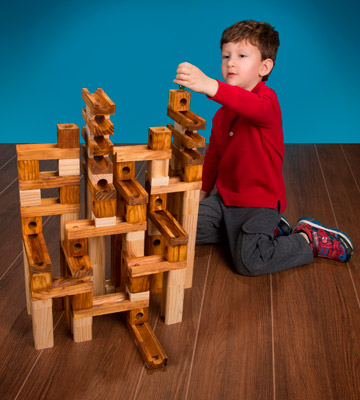 Review of Ideal Game Amaze 'N' Marbles 60 Piece Classic Wood Set Marble Run