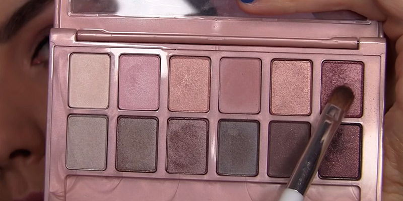 Review of Maybelline New York 12-shade eyeshadow palette