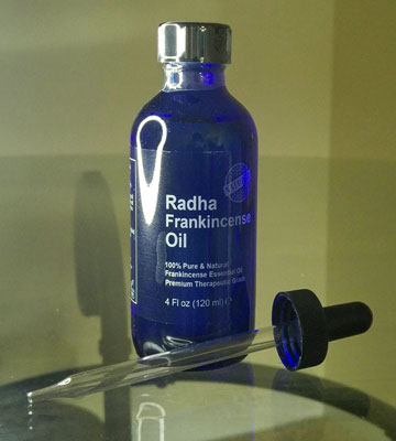 Review of Radha Beauty Frankincense Natural Therapeutic Essential Oil