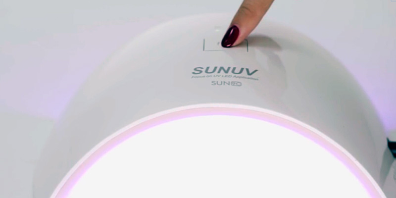 SUNUV SUN9C 24W LED UV Nail Gel Dryer in the use
