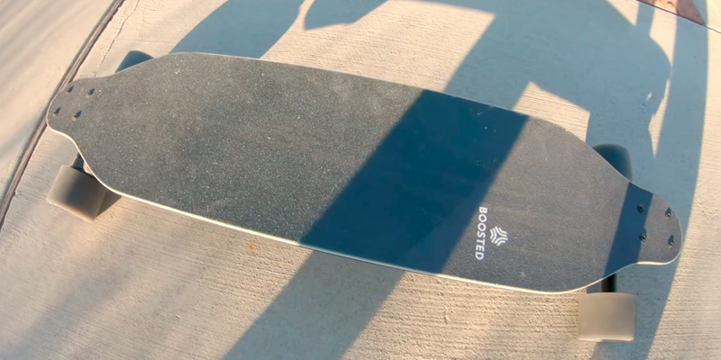 Review of Boosted BPN-102044 Stealth Electric Skateboard
