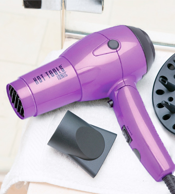 Review of Hot Tools HT1044 Travel Dryer with Folding Handle and Dual Votage