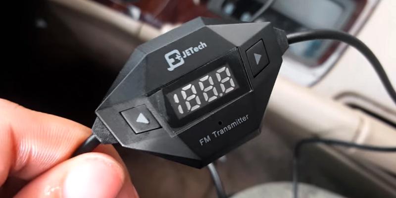 Review of JETech Wireless Car FM Transmitter with USB Charger