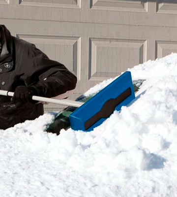 Review of Snow Joe SJBLZD Telescoping Snow Broom + Ice Scraper