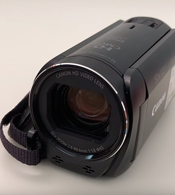 Review of Canon VIXIA HF R800 (1960C002) Camcorder