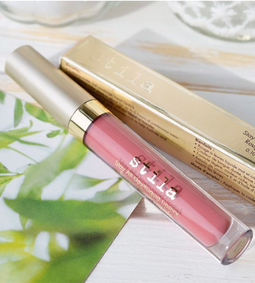 Review of stila Liquid Matte Lipstick Stay All Day Long Lasting