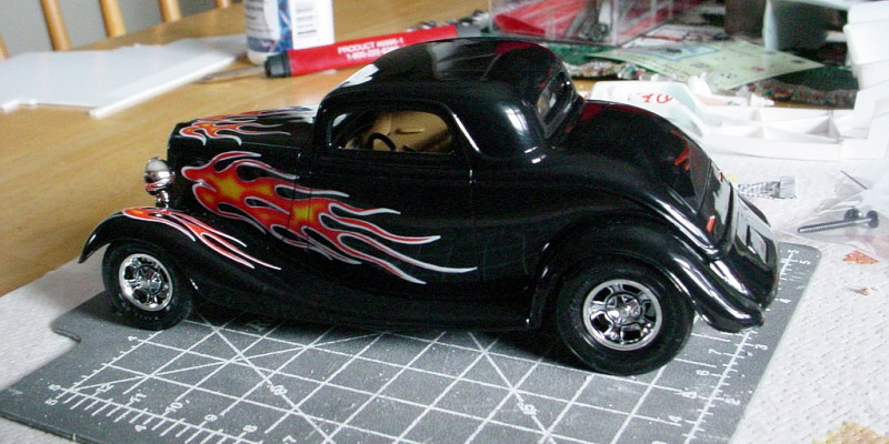 Revell Ford Street Rod 85-1943 in the use
