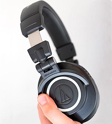 Review of Audio-Technica ATH-M50x Professional Monitor Headphones