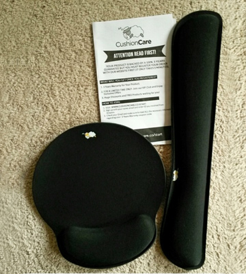 Review of CushionCare Keyboard Wrist Rest & Mouse Pad