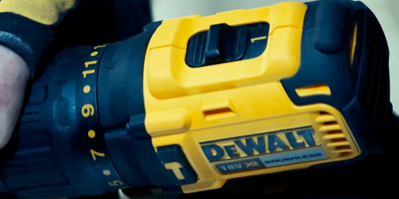 DEWALT DCD778L1 Cordless Compact Hammer Drill/Driver in the use