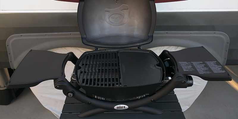 Detailed review of Weber Q1200 Liquid Propane Grill (51010001)