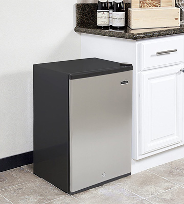 Review of Whynter CUF-210SS Energy Star 2.1 cubic feet Upright Freezer