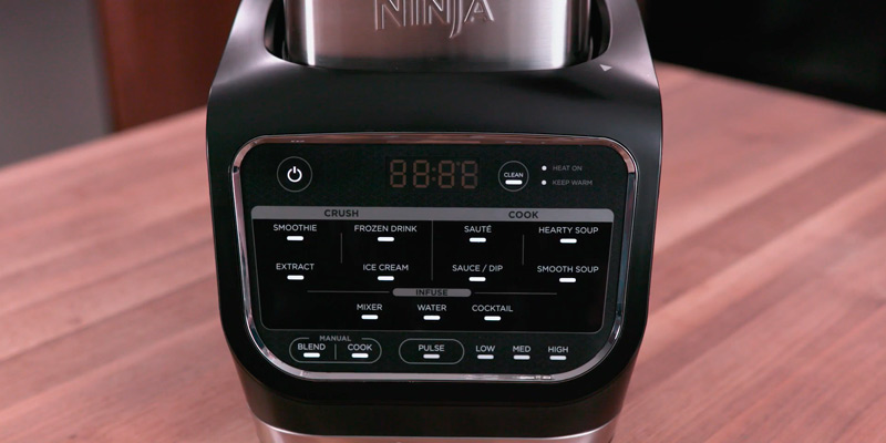 Ninja HB152 Foodi Cold & Hot Blender in the use