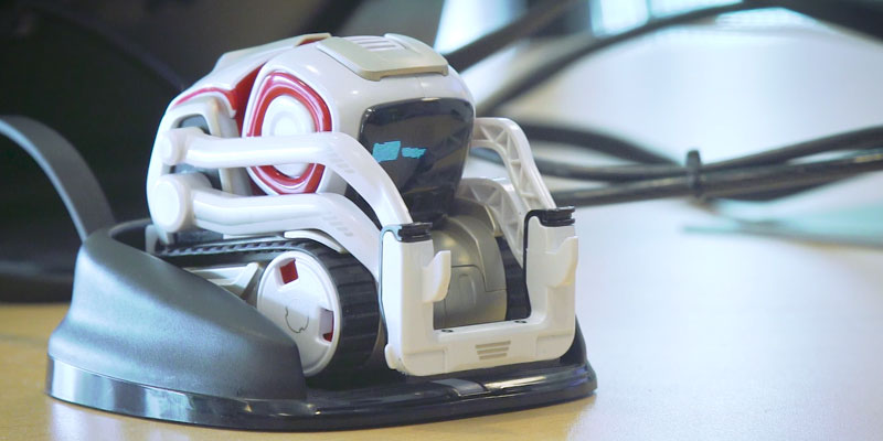 Detailed review of Anki Cozmo