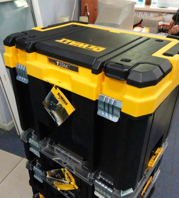 Review of DEWALT DWST17814 Deep Toolbox with Long Handle