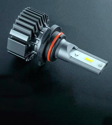 Review of SEALIGHT LED Headlight Bulbs Scoparc S1 H11/H8/H9