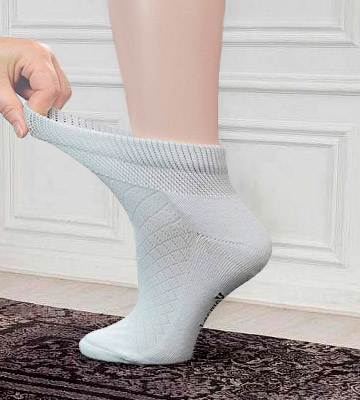 Review of Yomandamor Diabetic Socks Women's Cotton Ankle Breathable Mesh
