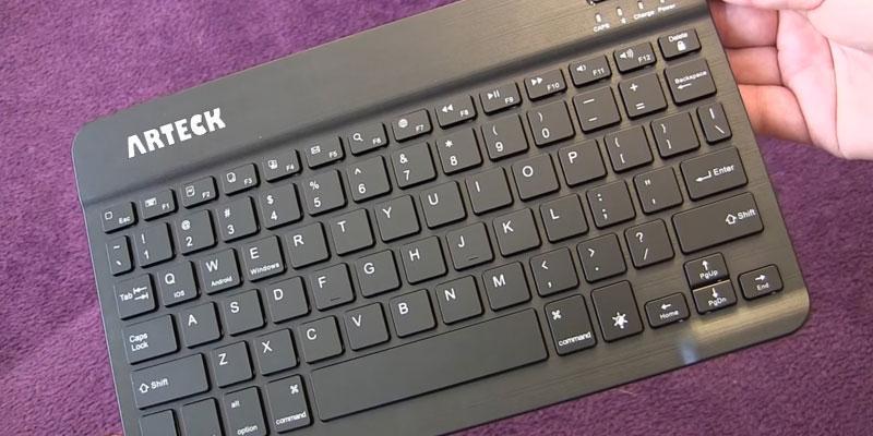 Review of Arteck HB030B Universal Slim Portable Wireless Bluetooth Keyboard