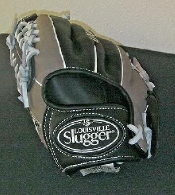 Review of Louisville Slugger FG Omaha Select Infielders