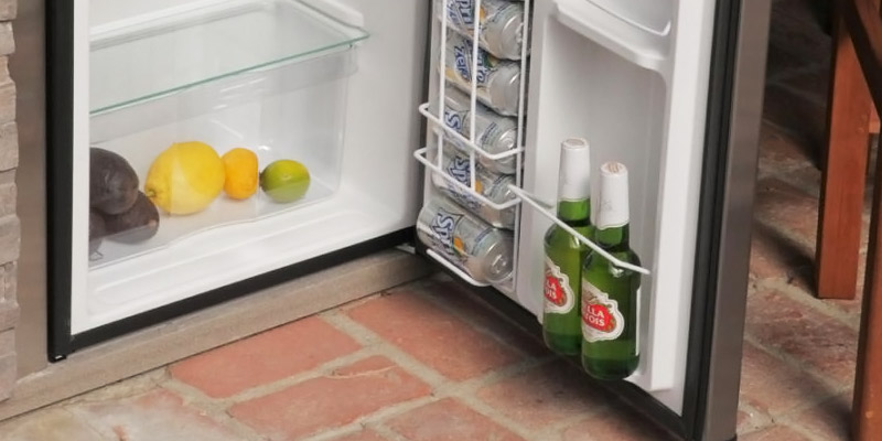 Detailed review of EdgeStar CRF321SS Compact Fridge/Freezer - Bestadvisor