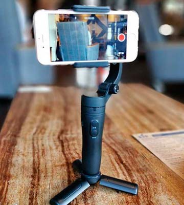 Review of FeiyuTech VLOG 3-Axis Handheld Gimbal Stabilizer