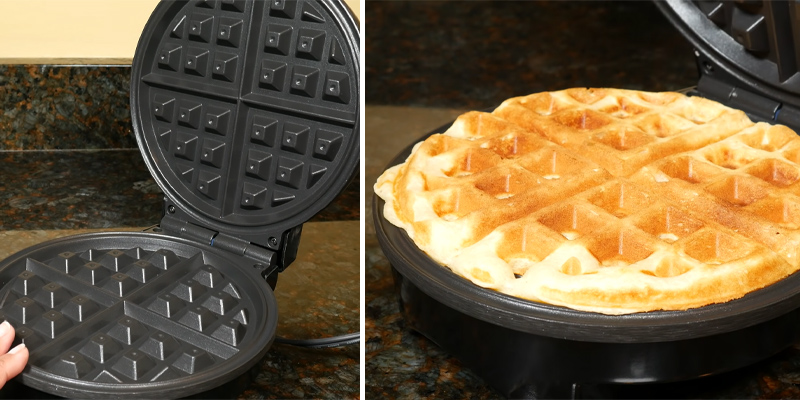 Oster CKSTWF2000 Belgian Waffle Maker in the use