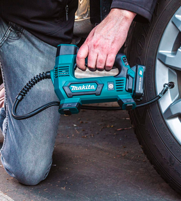 Review of Makita MP100DWRX1 Lithium-Ion Cordless Inflator Kit