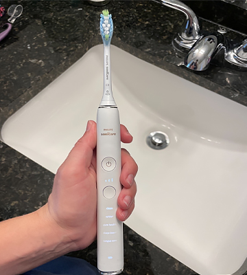 Review of Philips Sonicare HX9924/61 DiamondClean Smart 9500 Rechargeable Electric Power Toothbrush